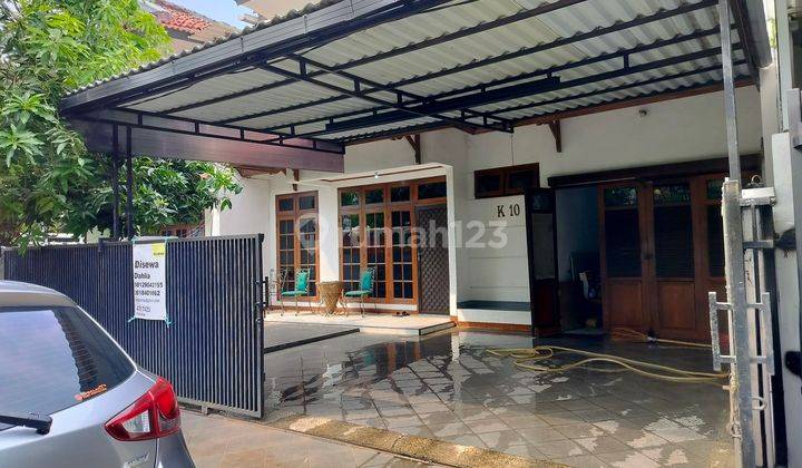 Rumah 2 lnt kompleks kluster dan dekat Jalan utama 1