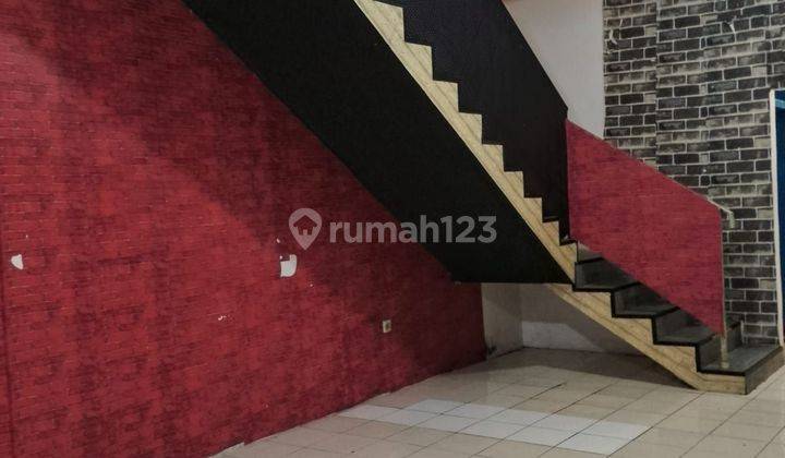 Ruko 3 lantai lebar 4 meter dekat Jalan utama 2