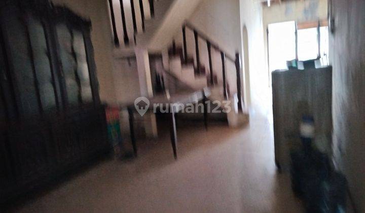 Rumah 2 lantai lebar 8 meter rumah lama 2