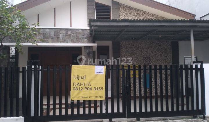 Rumah 1 lnt lebar 9.5 m  Masih Bisa huni 1