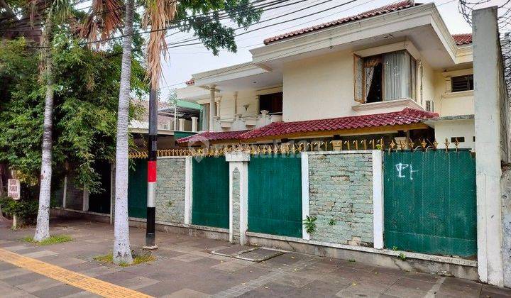 Rumah Pinggir Jalan Aman Dan Bisa Cocok Utk Kntr Atau Wisma 1