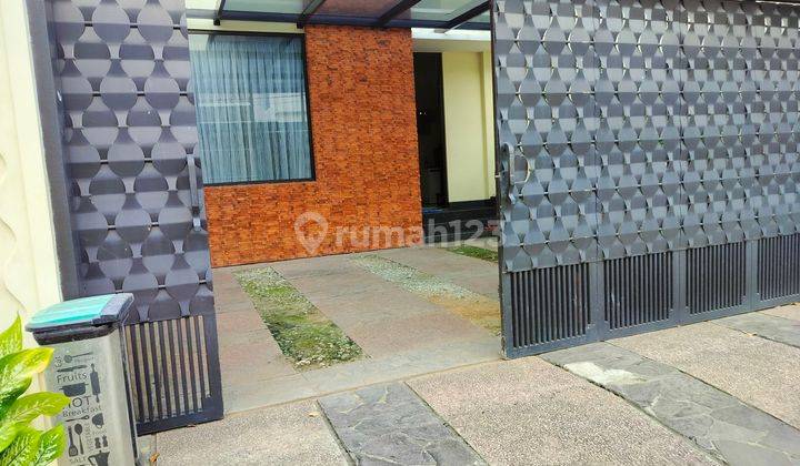 Rumah Mungil 3 Lantai Sejuk Dan Aman Utk Hunir 1