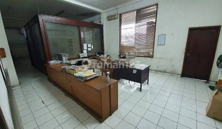 Disewakan Gudang Luas dan Kantor di Legian 550m SHM 3