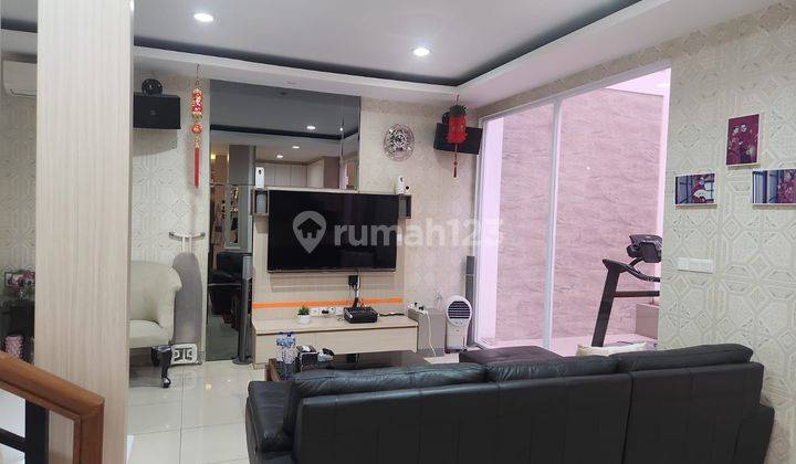 Dijual Rumah Cantik + Murah Di Gading Serpong Semi Furnish 2