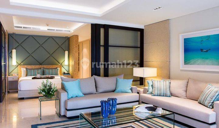 One Bedroom Luxury Oceanfront Apartment in Echo Beach, Canggu 1