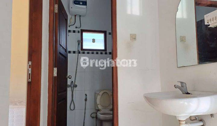 RUMAH 2 LANTAI SEMI FURNISHED LINGKUNGAN ELIT BABARSARI SLEMAN JOGJA DAERAH ISTIMEWA YOGYAKARTA 2