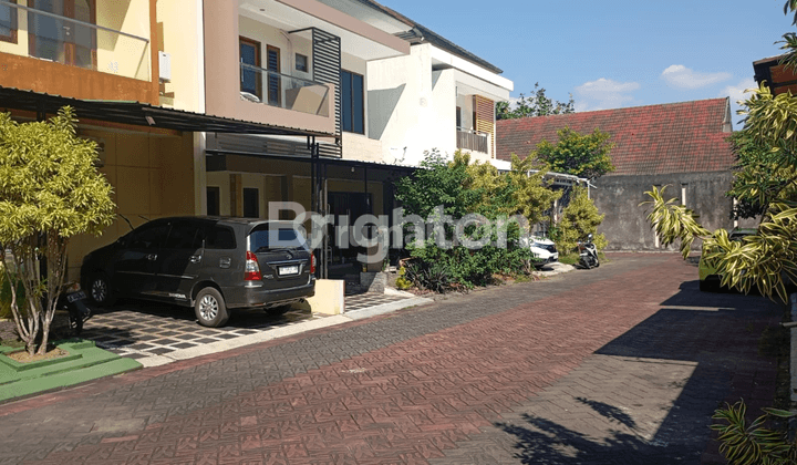 RUMAH 2 LANTAI SEMI FURNISHED LINGKUNGAN ELIT BABARSARI SLEMAN JOGJA DAERAH ISTIMEWA YOGYAKARTA 1