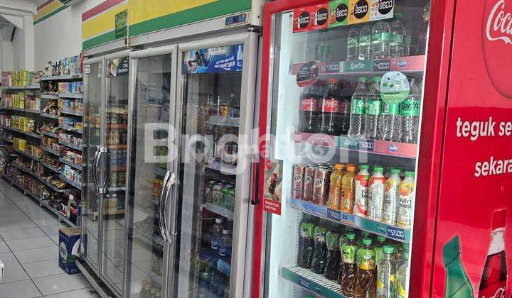 DIJUAL MINIMARKET MASIH BEROPERASI BONUS PLUS PLUS DEKAT PASAR BUAH GAMPING 