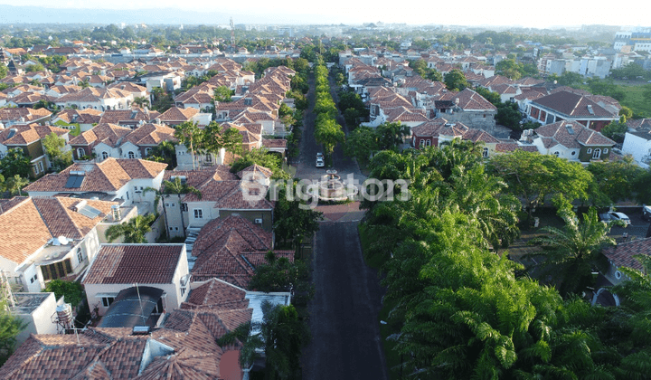 Rumah Hook 2 Lantai Perumahan Elite Casa Grande Maguwoharjo Depok 2