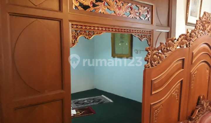 Javanese Ethnic House in the Heart of Yogyakarta City Location: Panembahan, Yogyakarta Palace 2