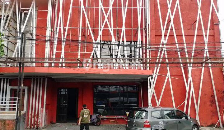 RUKO DEKAT UGM DIAPIT RESTORAN INTERNASIONAL DI JALAN KALIURANG SLEMAN YOGYA