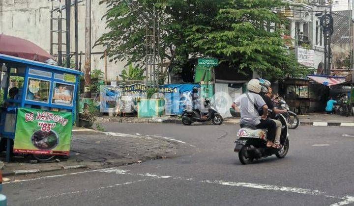 DIJUAL/ SEWA RUKO TEPI JALAN STRATEGIS 3 KM DARI PUSAT KOTA SANGAT COCOK UNTUK RUMAH MAKAN, DAN  NIAGA LAIN 1