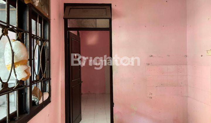 DISEWAKAN RUMAH DAN RUANG USAHA TENGAH KOTA DEKAT STASIUN LEMPUYANGAN DAN BRIMOB BACIRO  YOGYAKARTA