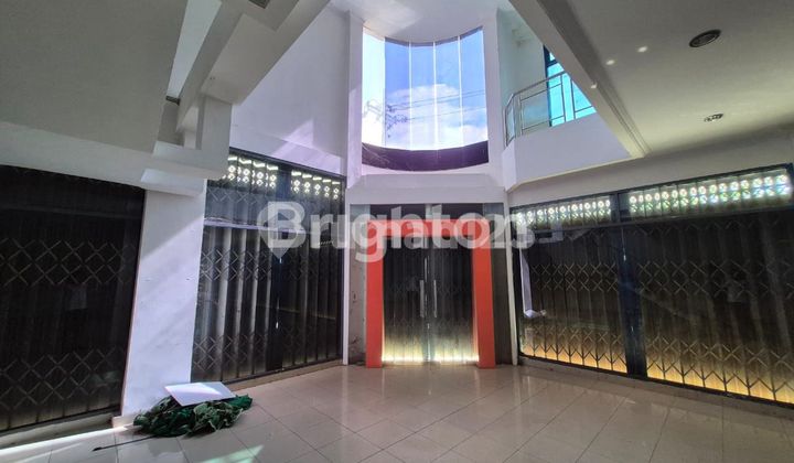 3-STORY SHOPHOUSE HOOK  JUST A STEP AWAY FROM UGM AND UNY on JL COLOMBO CATURTUNGGAL DEPOK SLEMAN YOGYAKARTA 1