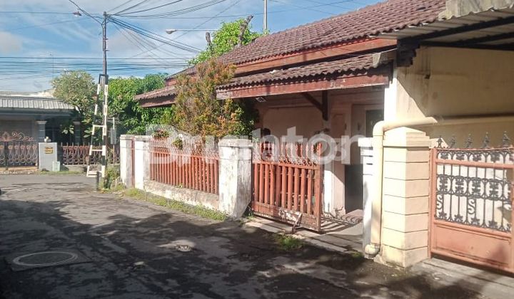 DIJUAL RUMAH HOOK PAS POJOK DALAM PERUMAHAN BANTENG BARU JL KALIURANG KM 8 SLEMAN YOGYAKARTA