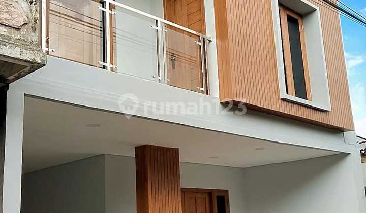 Dijual Rumah Bagus 2 Lantai Strategis Lokasi Patran Tegal Sinduadi Mlati Sleman Yogyakarta Dijual Rumah Bagus 2 Lantai Strategis Lokasi Patran Tegal Sinduadi Mlati Sleman Yogyakarta