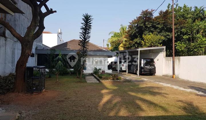 Rumah Hitung Tanah Sudah HGB di Tanah Kusir