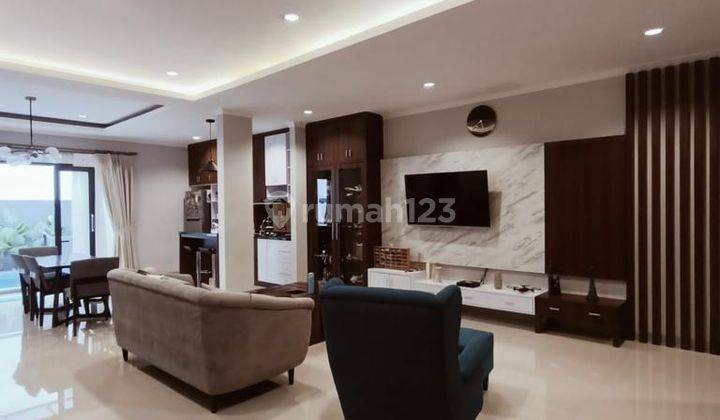 Rumah 2 Lantai Bagus di Jakarta Selatan 1