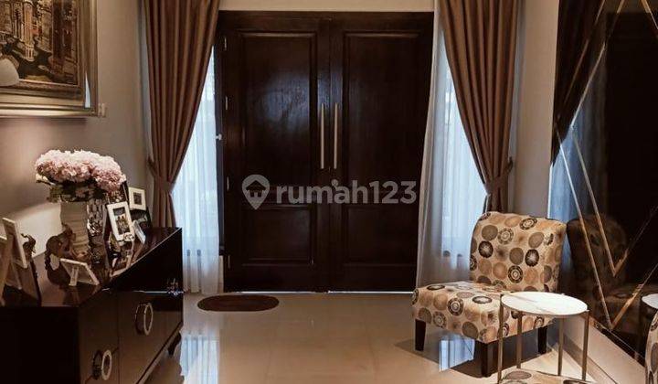 Rumah 2 Lantai Bagus di Jakarta Selatan 2