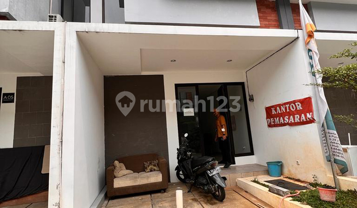  Rumah Townhouse Bagus di Bintaro