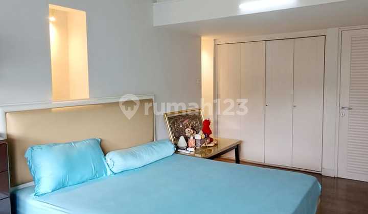 Rumah Siap Huni Bagus dan Strategis, sudah SHM di Bintaro 