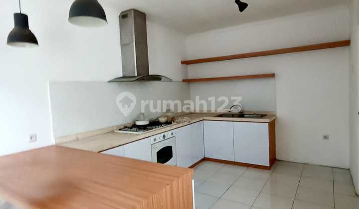 Rumah Bagus dan Siap Huni sudah SHM Strategis di Bintaro Sektor 9 2