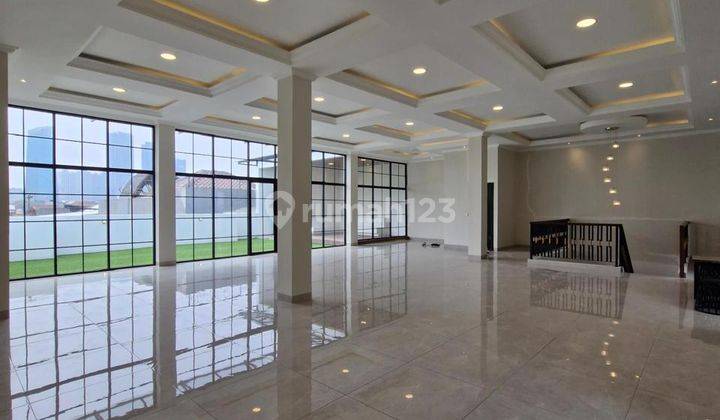 Rumah 313m2 3lt Unfurnish Tomang Grogol Jakarta Barat 1