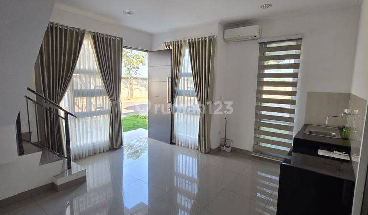 Rumah Semi Furnish 6x10m2 2lt Pantai Indah Kapuk 2 Jakarta Utara 1