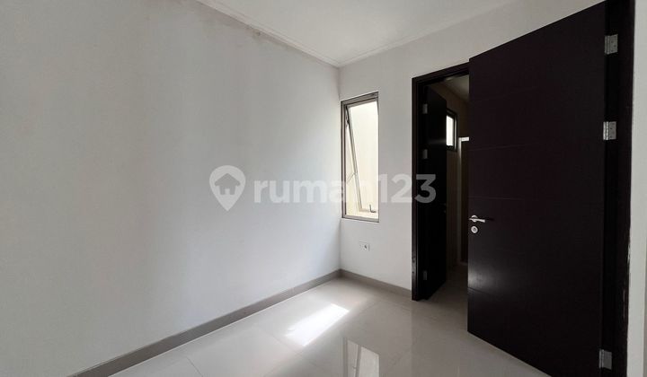 For Rent & Sale 6x12.5m2 2-Story House in Pantai Indah Kapuk 2, Tangerang, Banten 2