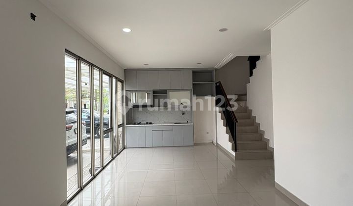 For Rent 8x10m² 2-story House in Pantai Indah Kapuk, Tangerang, Banten For Rent 8x10m² 2-story House in Pantai Indah Kapuk, Tangerang, Banten
