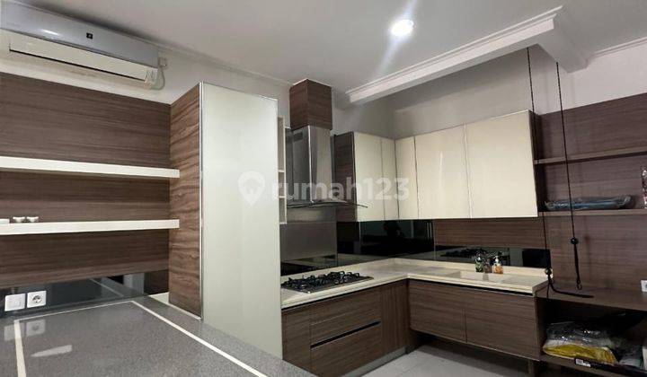 Rumah Full Furnish 6x15m2 2lt 3BR Golf Island Pantai Indah Kapuk Penjaringan Jakarta Utara 1