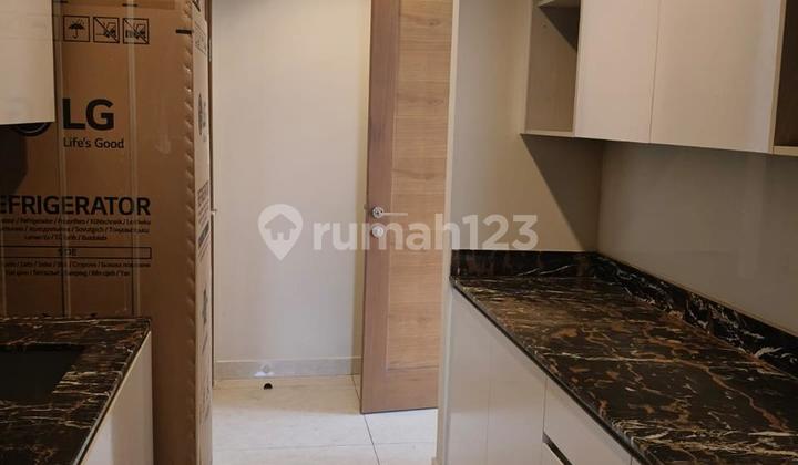 Dijual Rugi Condominium Taman Anggrek Residence 135M2 Semi Furnished Tanjung Duren Jakarta Barat