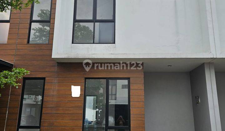 Rumah 6x23m2 2lt 4BR Citra Graden Puri Cluster Alma Jakarta Barat 1