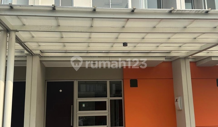 Disewakan Rumah 4.5x10m2 2lt Pantai Indah Kapuk Tangerang Banten 2