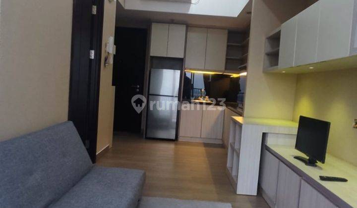 Apartemen Casa De Parco , Furnished , View Pool, Lokasi Strategis 1