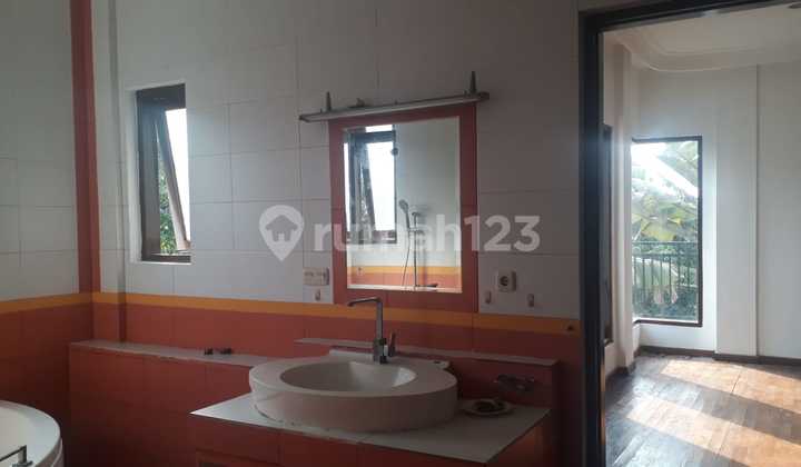 Rumah Giriloka di Bsd City, Rapi , Siap Huni Dan Dekat Akses Toll 2