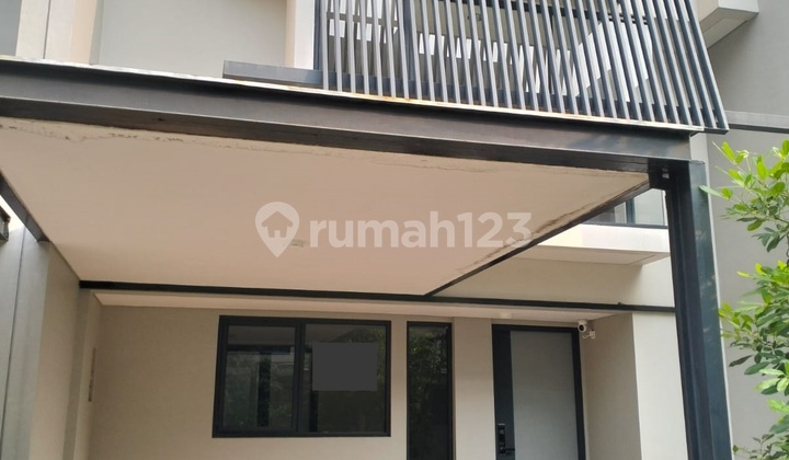 garasi/carport rumah impresahaus kawasan tabebuya bsd