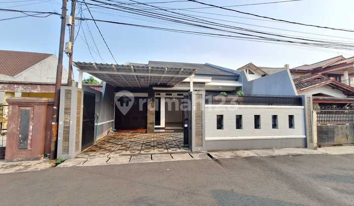 Di Sewakan Rumah/Kantor/Resto/Mess/Gudang 2 lantai Strategis Dekat Jalan Raya Jatiwaringin 2