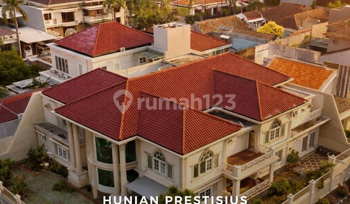 Jarang Banget Rumah' Mewah Ditengah Kota Surabaya Barat