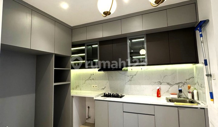 Di Jual Cepat Rumah Cantik di Bsd - 9882Et 2