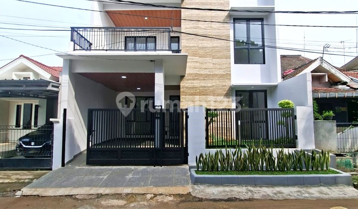 Jual Rumah Modern Minimalis Banyak Cahaya di Graha Bintaro Tangerang Selatan - 8605 Jual Rumah Modern Minimalis Banyak Cahaya di Graha Bintaro Tangerang Selatan - 8605