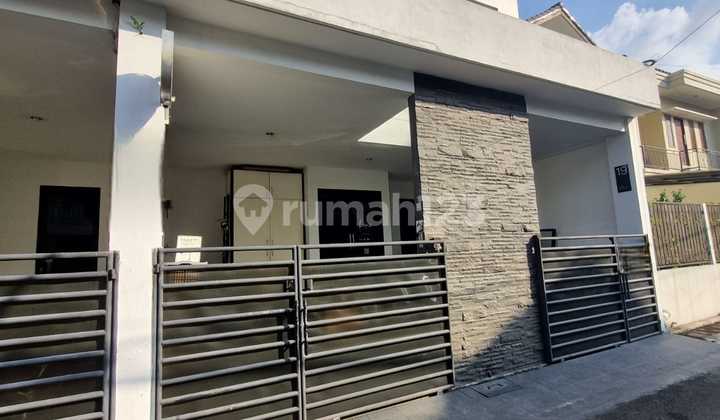 For Sale Beautiful 3 Bedroom 2 Carport House in Bintaro Tangsel - 9180