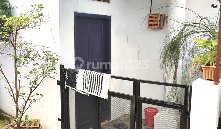 Di Jual Rumah Kos-Kosan 8 Kamar di Pesanggrahan Jaksel - 10074Et Di Jual Rumah Kos-Kosan 8 Kamar di Pesanggrahan Jaksel - 10074Et