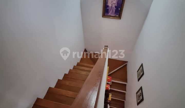 Dijual Rumah Banyak Kamar di Emerald Residence Bintaro - 8556Et 2