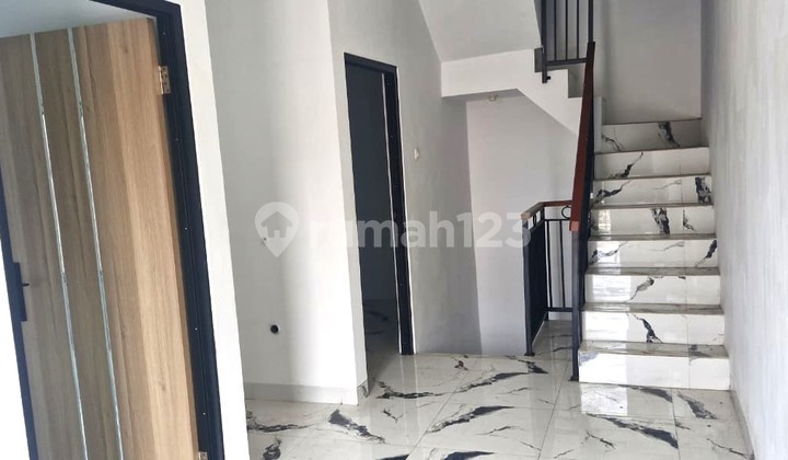 Di Jual Cepat Rumah di Srengseng Sawah Jagakarsa Jaksel - 9910Et
