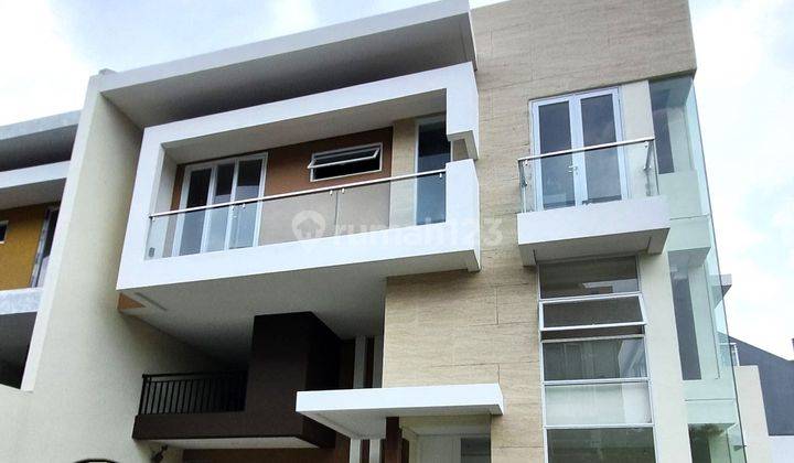 Dijual Rumah Cantik 2 Lantai di Pasar Minggu Jaksel Et7877 2