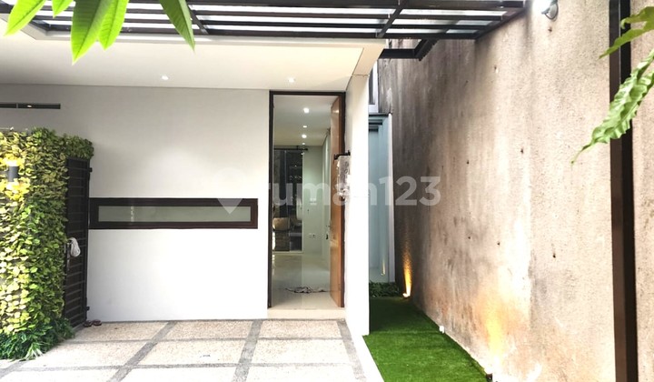 Jual Cepat Rumah Cantik 4 Kamar di Bintaro Sektor 2.1 - 10046Et 2