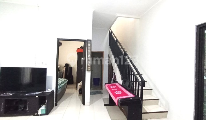 Neat 3-Bedroom House Pondok Aren Good Price - 10001Et 2