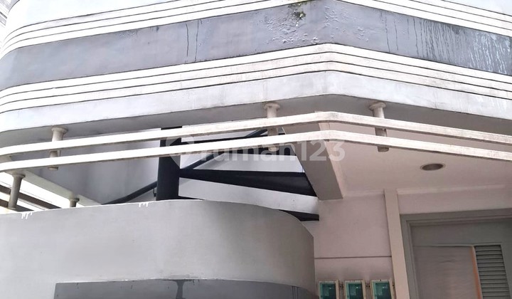 Di Jual Kos-Kosan Eksklusif Fully Furnished di Cluster Anarta-Vanya Park - 10158Et