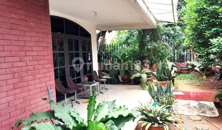 Di Jual Cepat Rumah Luas dan Asri di Bintaro Jaksel - 9942Et